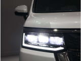 少電力で明るいLEDヘッドライトが夜のドライブをサポートします◎