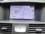 メーカーHDDナビ CD・DVD再生  CD録音可 フルセグTV Bluetooth対応★携帯電話にダウンロードした音楽が車内でも楽しめます。ハンズフリー通話も可能です !