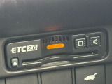 ETC2.0車載器のお写真です。高速道路など、有料道路を通過する際には大変便利な装備ですね♪