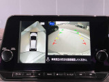 クルマを空から見たような映像が映る、アラウンドビューモニターで、車両周辺の安全確認も一目できます!小さなお子様や障害物も確認できるので、運転のしやすさだけでなく事故防止にも役立ち安心して駐車できます♪