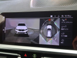 【アラウンドビューモニター】バックカメラに加え、360度のカメラで駐車も楽々。駐車が苦手な方でも安心してお乗りいただけます。