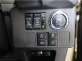 スライドドアは運転席に座ったまま、ボタン1つで簡単開閉可能!