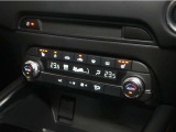 運転席、助手席ともにシートヒータ完備♪