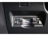 高速道路の利用時に便利なETC。料金所での停車や小銭を探す手間がなくなり快適です♪見た目もすっきりとしたビルトインタイプを装備しています。