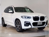 BMWのダイナミック且つエモーショナルなスタイルを印象付けるキャラクターライン(プレスライン)眺めているだけで溜め息の出る美しさです☆