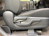 ドライバーによって運転しやすいポジションは異なり、あの車はどうなのか不安なこともありますよね。気になるお車は店頭で乗り込んでご確認いただけます♪