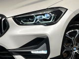 ●LEDヘッドライト:夜間走行時も良好な視界を確保し安心して運転できる高輝度LEDヘッドライトを装備!点灯速度が早く、消費電力も抑えられています。