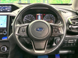 【純正革巻きステアリング】上質な革を使用することで、手にしっかり馴染みとても運転しやすいハンドルです♪