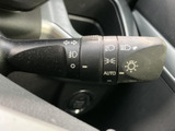 操作感も上々で、直感的にウインカーやライトの操作が可能です。日常の運転をより安全で快適にするためのサポートを、ぜひ体感ください。