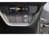 【横滑り防止装置】ドライバーの安全運転をアシストしてくれる装備が充実しています☆ドライバーの不安を安心へと変えてくれますね。