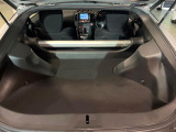 普段のお買い物や通勤、送迎等に十分な荷室スペースを確保しております。