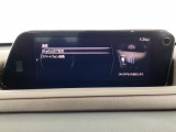 Bluetoothに接続することで、スマートフォンに入っている音楽アプリを車内で楽しめたり、通話が出来ます♪