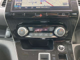フルオートエアコン 温度設定をすれば自宅のエアコンのように車内の温度をコントロール