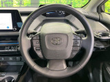 【純正革巻きステアリング】上質な革を使用することで、手にしっかり馴染みとても運転しやすいハンドルです♪