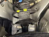 お車を安心してお乗りいただく為には、足回りの定期点検が欠かせません。サービスサポート(有償保証)では無料点検もご提供しており、安心のカーライフをお過ごしいただけるサポート体制が整っています。