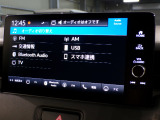 CD、DVD、Bluetooth、AM、FM、AUX、スマートフォン接続ができます。