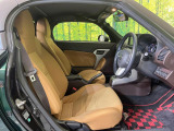 運転席シート廻りは使用感も少なく、良好な状態となっています。丁寧に使われていたことがよくわかりますね。