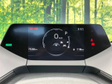 【メーカー純正ナビ】インテリアに溶け込むスタイリッシュな「専用設計」メーカーナビを装備♪視認性や操作性など基本性能にも優れ、より上質なカーライフをお楽しみいただけます。