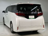 その他にも各種保険、お車の買取(T-UP)、JAF、TSカード、携帯電話などの取扱いをしております。詳しくはスタッフにお尋ねください。