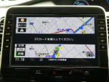 大画面で見やすい日産純正10インチナビ「MM521D-L」を装着。地図や映像を鮮明に表示し、優れた操作性を実現します。多彩なナビ機能とメディア対応で毎日のドライブを快適に導きます。