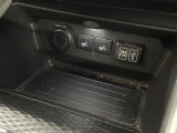 店舗にて現車の確認もいただけますので、お電話で在庫のご確認の上是非ご来店くださいませ。