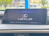 【メーカー純正ナビ】インテリアに溶け込むスタイリッシュな「専用設計」メーカーナビを装備♪視認性や操作性など基本性能にも優れ、より上質なカーライフをお楽しみいただけます。