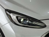 LEDヘッドライトです。デザイン性がよくとても明るいので、夜間の走行や悪天候でも安心です。しかも長寿命!