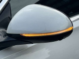 納車前整備は、検査ライン等の施設が充実した当店3階の指定工場で入念に行います。メルセデス・ベンツの定める厳しい基準をクリアしたお車のみをご案内させて頂きます。