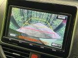 【バックカメラ】駐車時に後方がリアルタイム映像で確認できます。大型商業施設や立体駐車場での駐車時や、夜間のバック時に大活躍!運転スキルに関わらず、今や必須となった装備のひとつです!