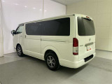 60項目5000部品が対象のトヨタディーラー保証だからこその安心。1年間走行距離無制限のロングラン保証付き!