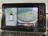 アラウンドビューモニター 駐車場での車庫入れや狭い道路での走行にカメラで確認が出来るので安心です。