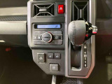 納車前にはプロのメカニックが、各部の点検を行います。ディーラーにしか出来ない品質、そしてサービスできっと満足していただけると思います!