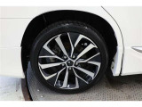 モデリスタ製アルミホイール【タイヤサイズ215/45R18】