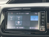 お好みの音楽やラジオを楽しめるオーディオ機能。CDやAUX入力も可能で、様々な音源に対応します。ドライブ中のエンターテイメントに最適です。