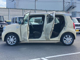 大きく開くドアで乗り降りらくらく☆