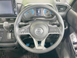 【ステアリングスイッチ】運転中、前方から目線をそらすことなく、オーディオ等の操作が可能な便利機能!安心&快適なドライブを演出してくれます♪