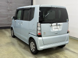 Honda SENSING装着車です。衝突を予測してブレーキをかけたり、前のクルマにちょうどいい距離で走行できる多彩な安心・快適機能を搭載した支援システムがドライバーをサポート。