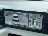 日産の最新技術! 3Dモニターで周りの障害物を見ることができます。