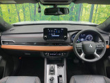 アウトランダー PHEV 2.4 P 4WD 