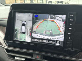 空から車を見たような「アラウンドビューモニター」!車の周りが一目で確認できるので、小さなお子様や障害物があっても安心して乗ることができます♪