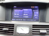 メーカーHDDナビ CD・DVD再生  CD録音可 フルセグTV Bluetooth対応★携帯電話にダウンロードした音楽が車内でも楽しめます。ハンズフリー通話も可能です !