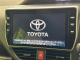 【10.5インチナビ】高級感とインパクトのある大画面ナビを装備。各種オーディオ操作はもちろん、スマホ連携もできる利便性の高いナビです♪