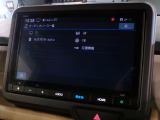 CD、DVD、Bluetooth、AM、FM、AUX、スマートフォン接続ができます。