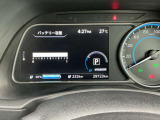 リチューム電池も12セグメントあります。