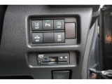 運転支援スイッチは運転席側に集まっています。ETCも装備されています。