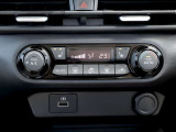 フルオートエアコン!運転席・助手席シートヒーター(2段階調整機能付き)!
