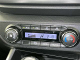 オートエアコンで快適な室内です。