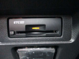 ETC2.0装備♪最近増えてきたスマートインターご利用にも必須です♪ご納車時点ではセットアップした状態でお渡しいたしますので、お客様の方で面倒な手続きは一切ございません!