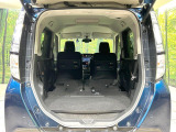 普段のお買い物や通勤、送迎等に十分な荷室スペースを確保しております。セカンドシートを倒すと、大きな荷物の積載も可能です♪