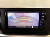 バックギアに入れると、このように後方が映し出されます!最終確認はご自身の目と耳で必ず行ってください!安全第一で♪